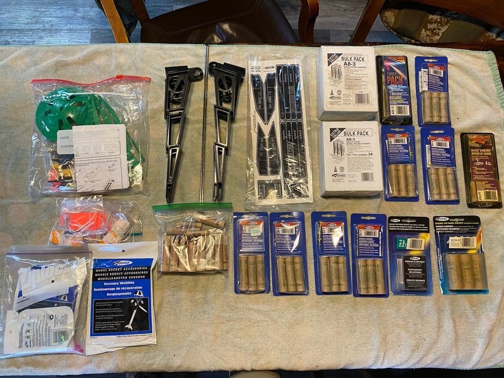 Estes Model Rocket Lot 23+ Models