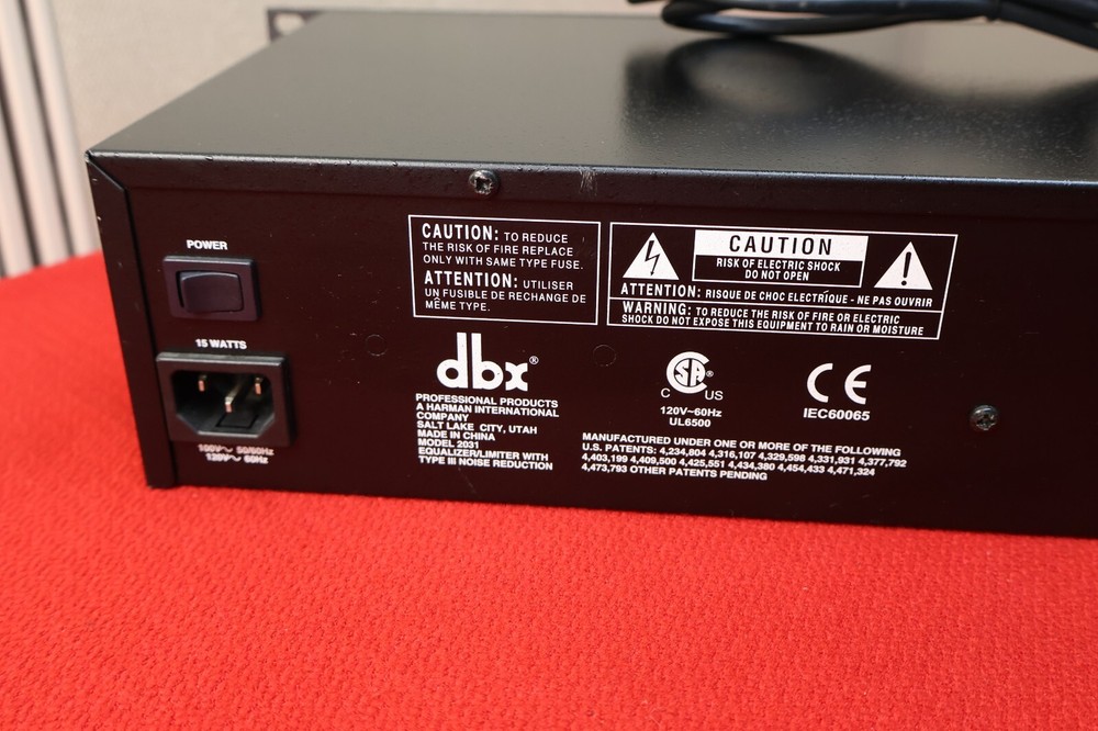 dbx 2031 Equalizer / Limiter with TYPE 3 NR