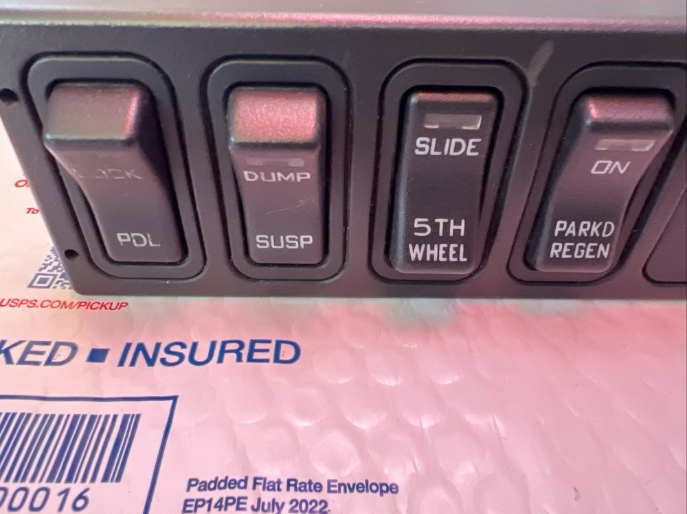 International PROSTAR SWITCH PANEL Dash Panel - 3549776C5, 0000349096 (4)