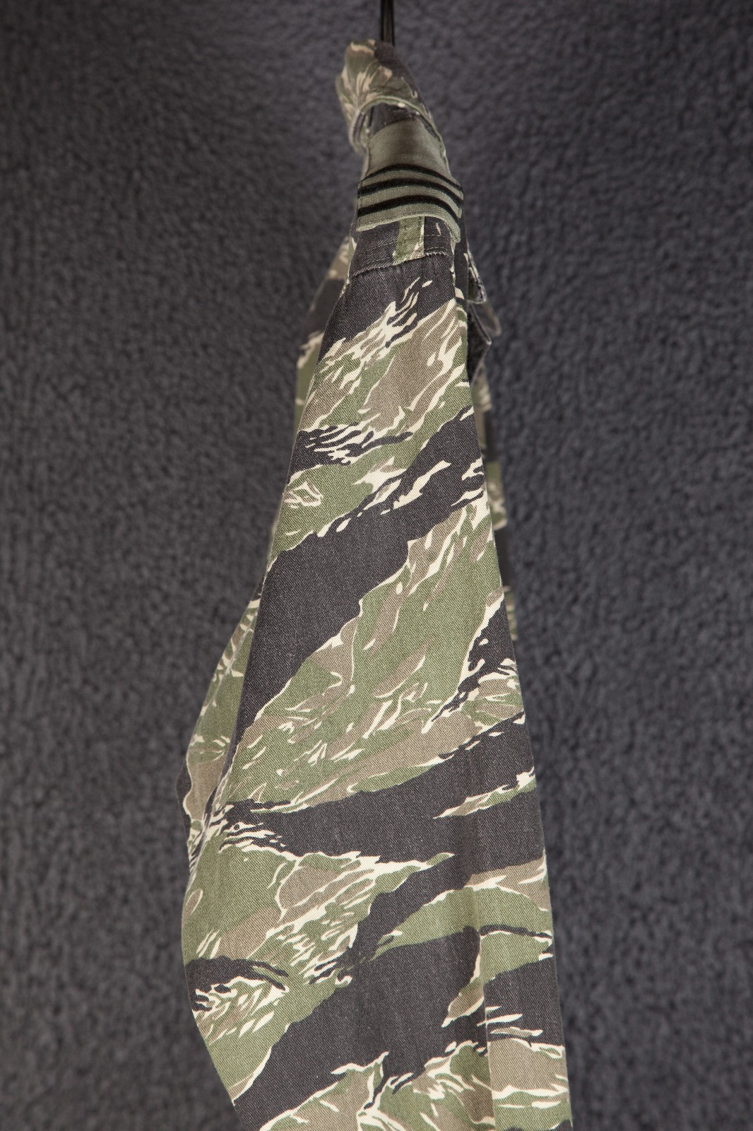 Tiger Stripe Products Shirt (Med) & Pants (Small) Vietnam REPRO (OPFOR Patches)