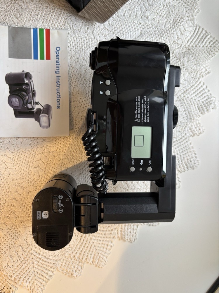 Nokina Beginners 35mm Film Camera Detachable Flash & Case - Untested