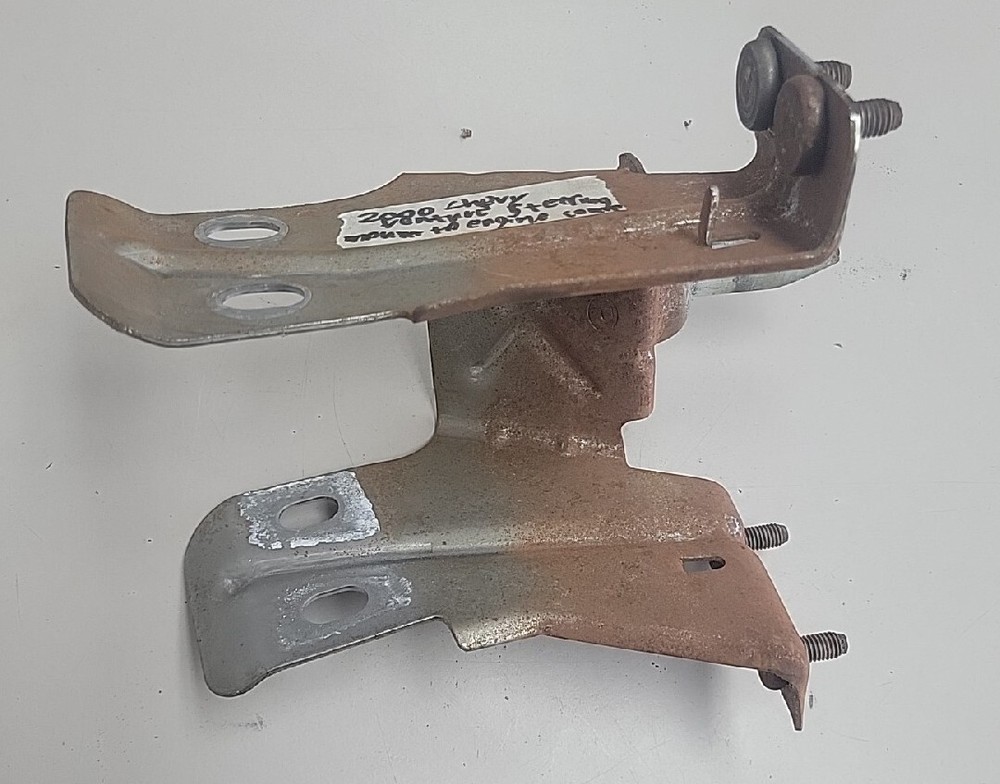 2000 Chevy Venture Steering Collumn Mount To Engine Compartment LH Left Front