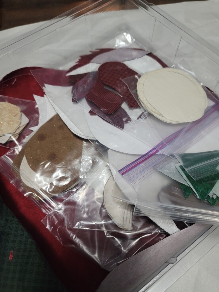 Disa Designs "Welcome Santa" Table Runner Sewing Craft Kit EUC