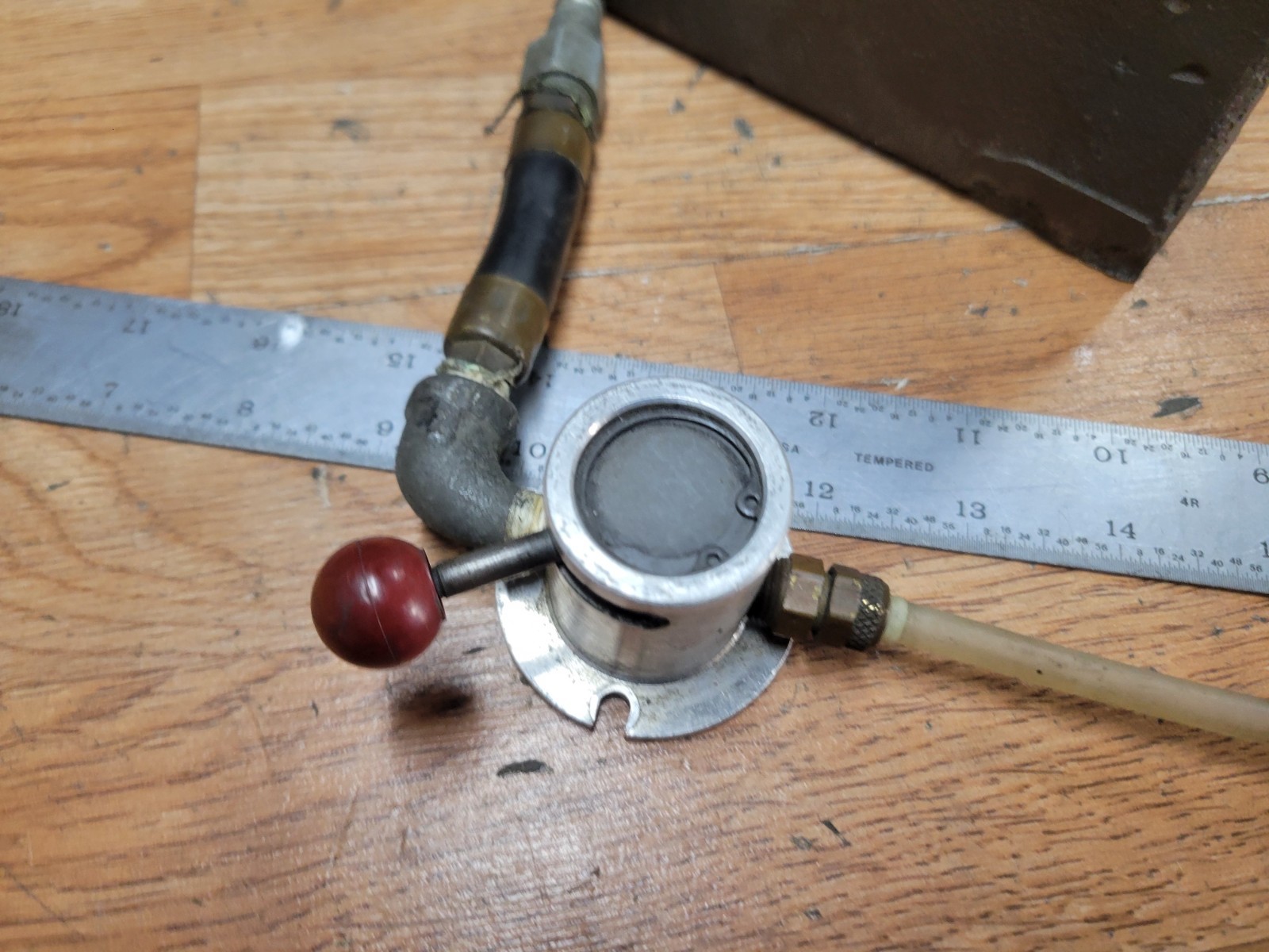 Heinrich Air Vises with Single Acting Cylinder 3"