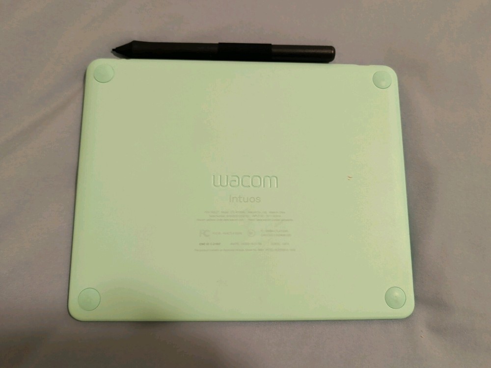 Wacom CTL-4100WL/P0 Intuos 4K Creative Pen Tablet