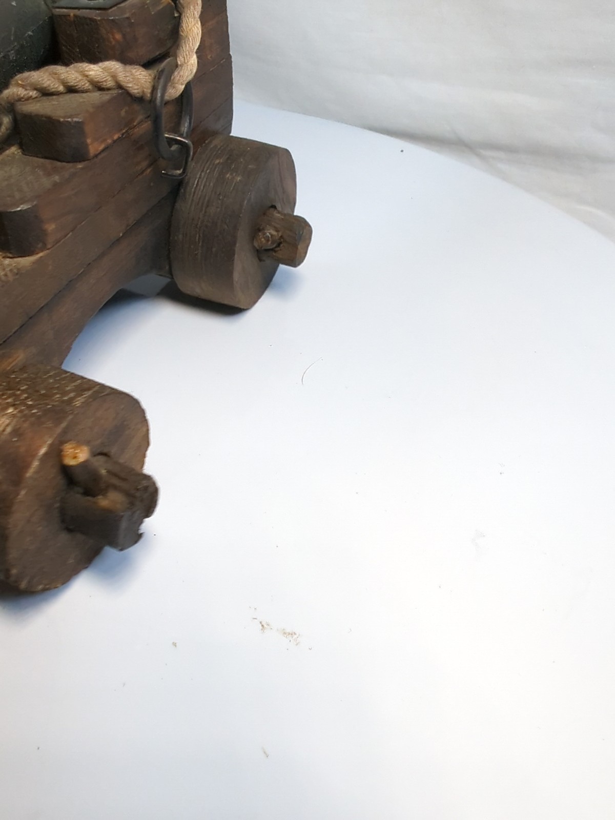 English Naval Cannon Replica XVII Century Cast Iron Oak Carriage NiceDetailing