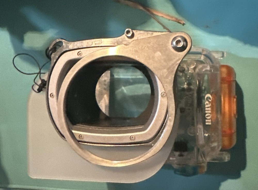 Canon Digital Camera Waterproof Case WP- DC21 In Box