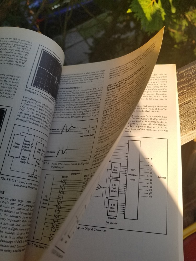 2 VINTAGE ELECTRONICS BOOKS DATA BURR BROWN INTEGRATED CIRCUITS LINEAR IC 1987