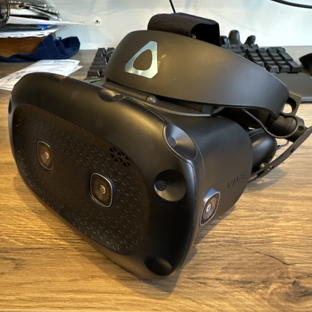 Genuine HTC VIVE Cosmos Elite VR Virtual Reality PC HEADSET replacement