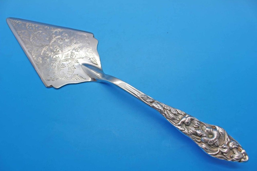 VINTAGE  RAIMOND PIE/CAKE SERVER ITALY