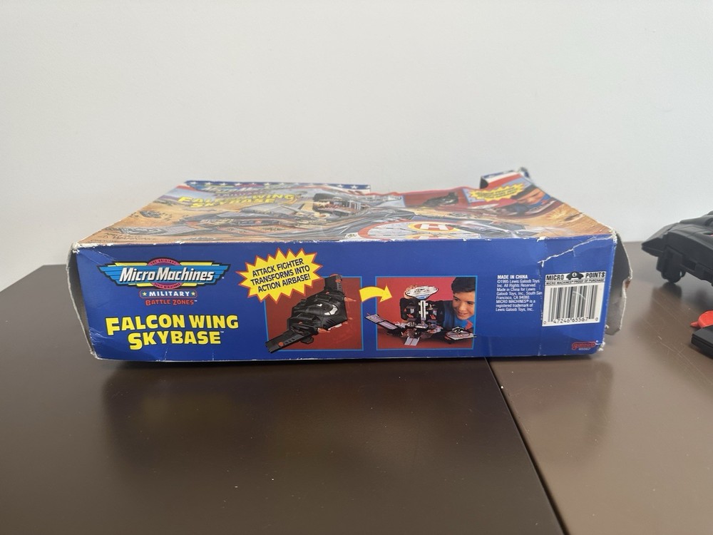 Micro machines Falcon Wing Skybase boxed play set 1995
