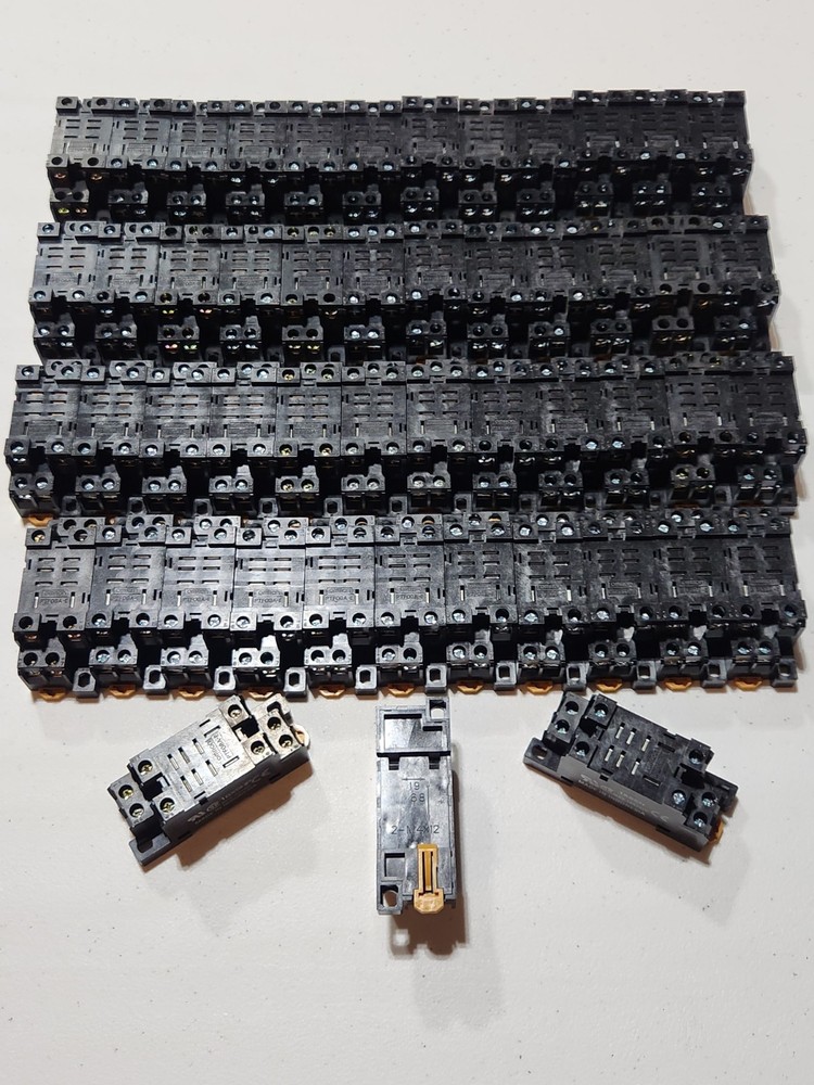 50pcs. OMRON PTF08A-E / PTF08AE Relay Socket DIN RAIL 15A 240V