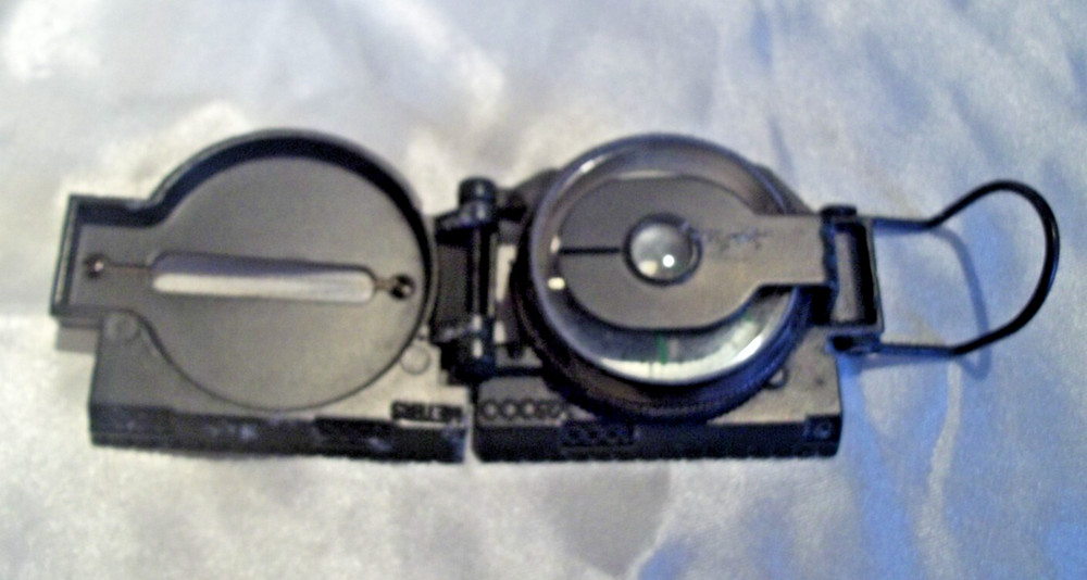 Military Marching Compass Metal Case Magnifying Luminous Dial Side Ruler
