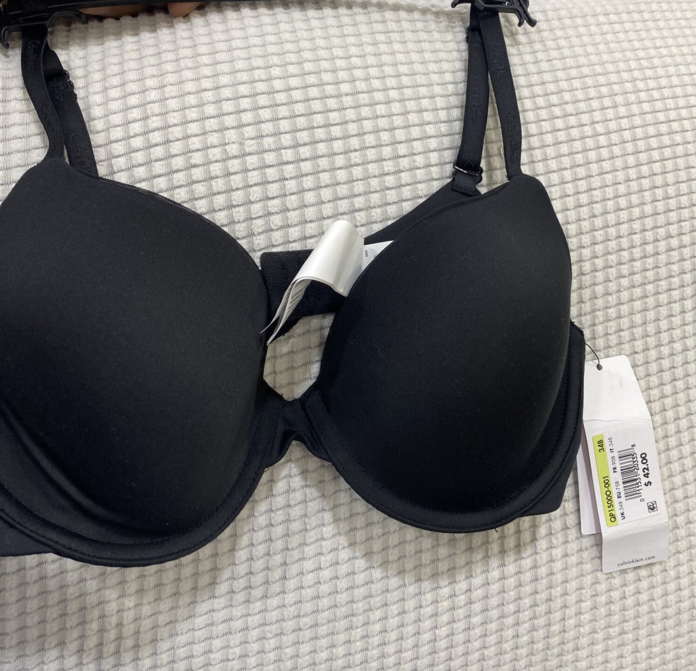 Calvin Klein Bra Convertible Strap Lightly Lined Full Coverage Bra size 34B $42