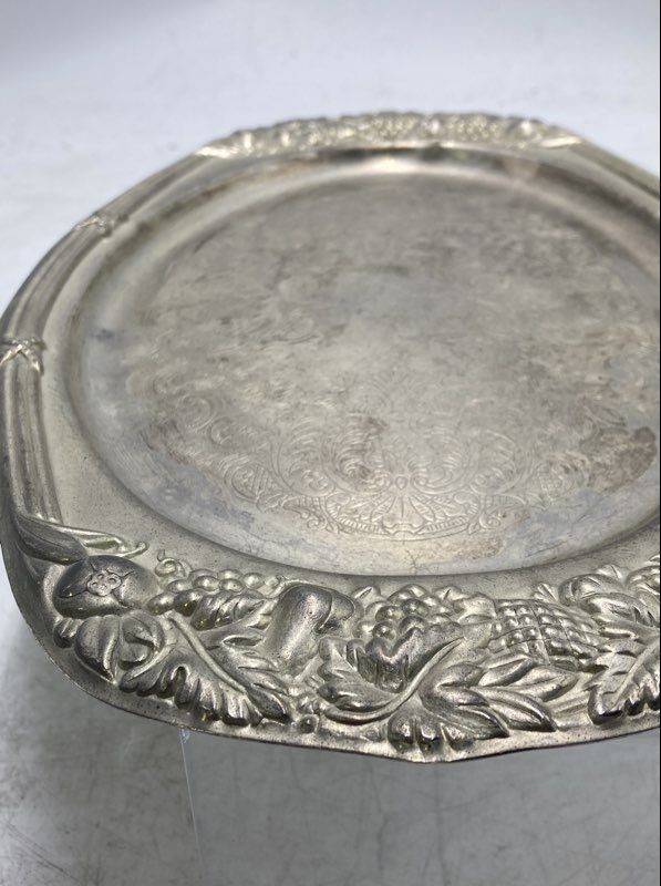 Vintage Elegance Silver Plated Silverware Oval Shape Collectible Buffet Server