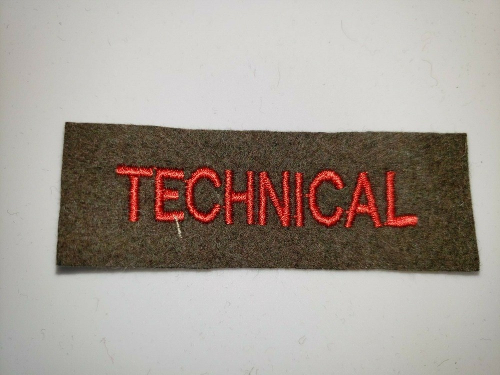 K0705 WW2 USMC US Marines Sleeve Patch Technical Green Wool R7B