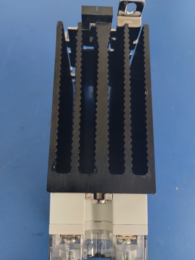 CRYDOM HS201DR-84137850 Solid State Relay - Relay/Heat Sink Assembly