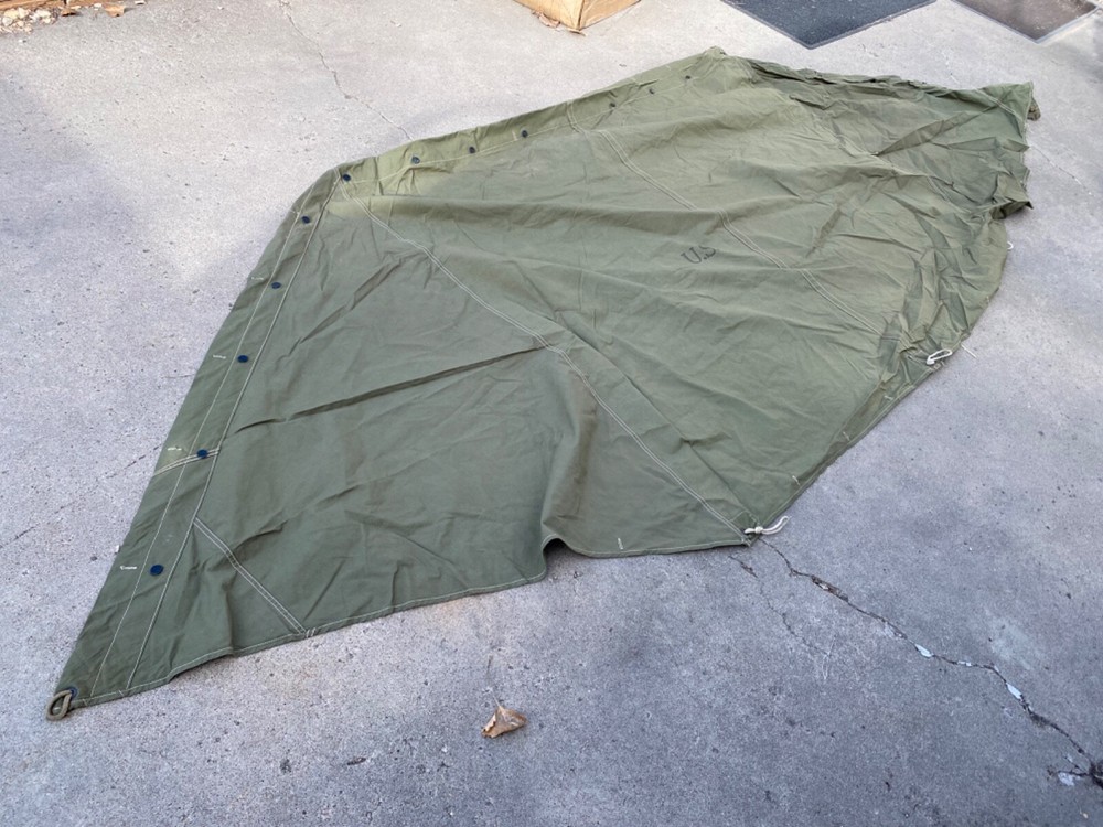 ORIGINAL WWII US ARMY M1942 TENT SHELTER HALF-OD#7, DATED 1945
