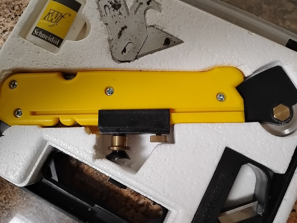 Schneidol Glass Cutting Kit