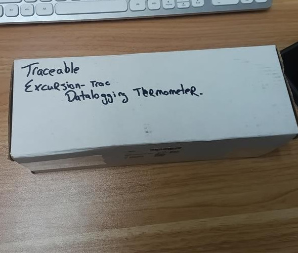 Traceable Excursion trac Datalogging Thermometer