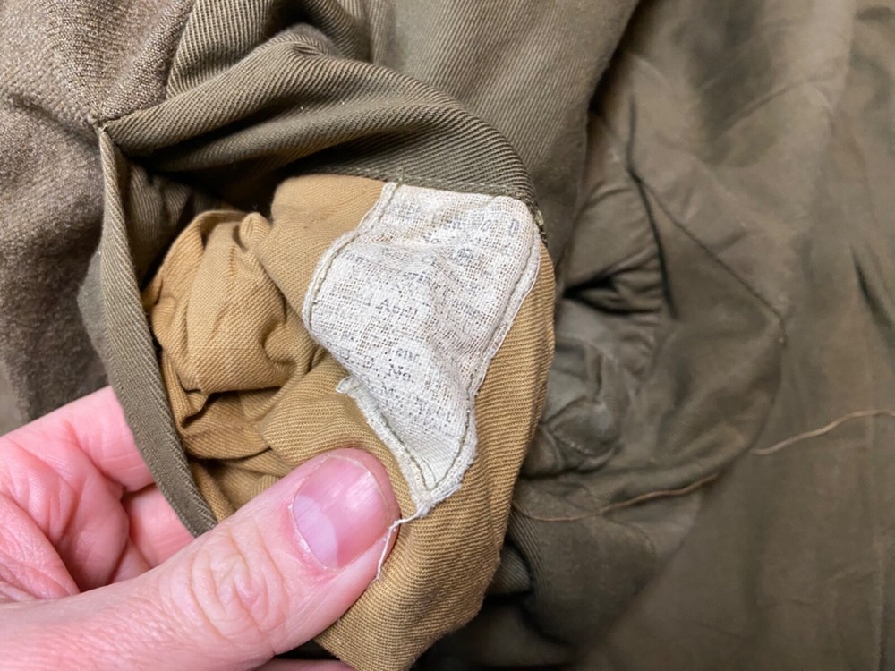 ORIGINAL WWII US ARMY EM NCO M1944 CLASS A IKE JACKET- MEDIUM LONG, 38L