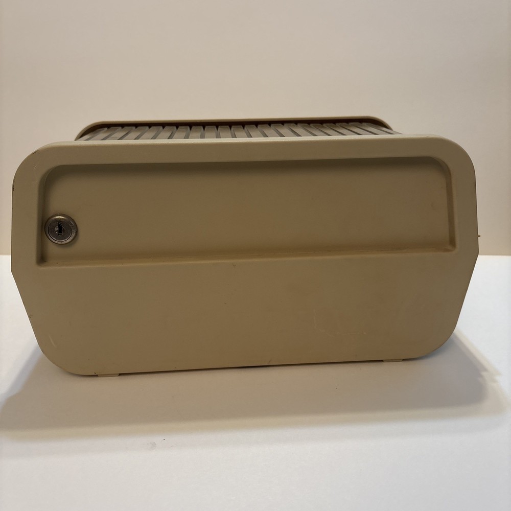 Microcomputer Accessories Plastic Roll Top 5.25” Disc Keeper Storage No Key