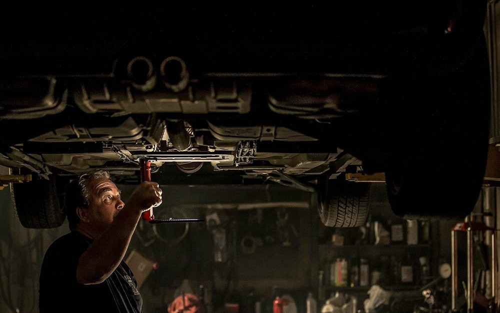 76800 Switchblade 800-Lumen Rechargeable Compact Multi-Function LED Work Light