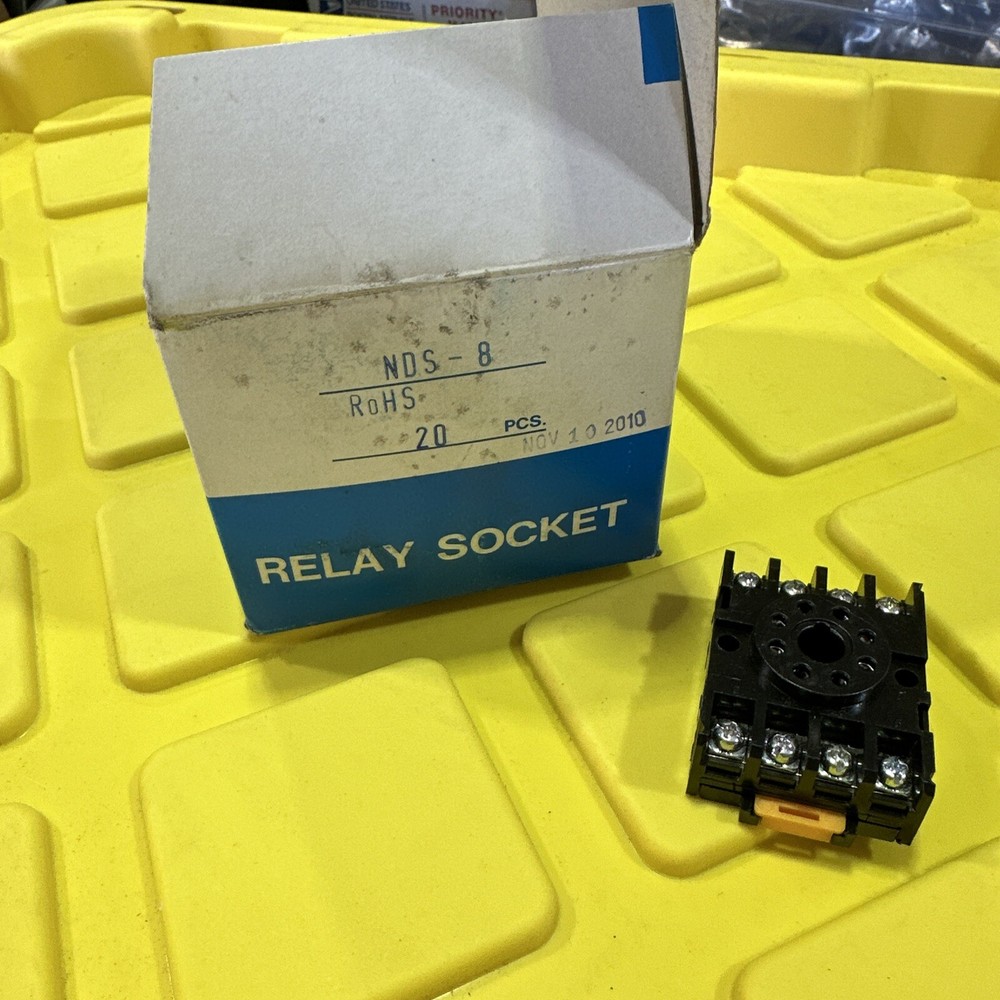 *NEW* NDS-8 SOCKET 8 Pin Relay Socket Young Electronics 10A 600V