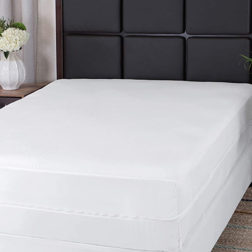 Guardmax Zippered Mattress Protector - RV Size - 100% Waterproof and Bed Bug ...