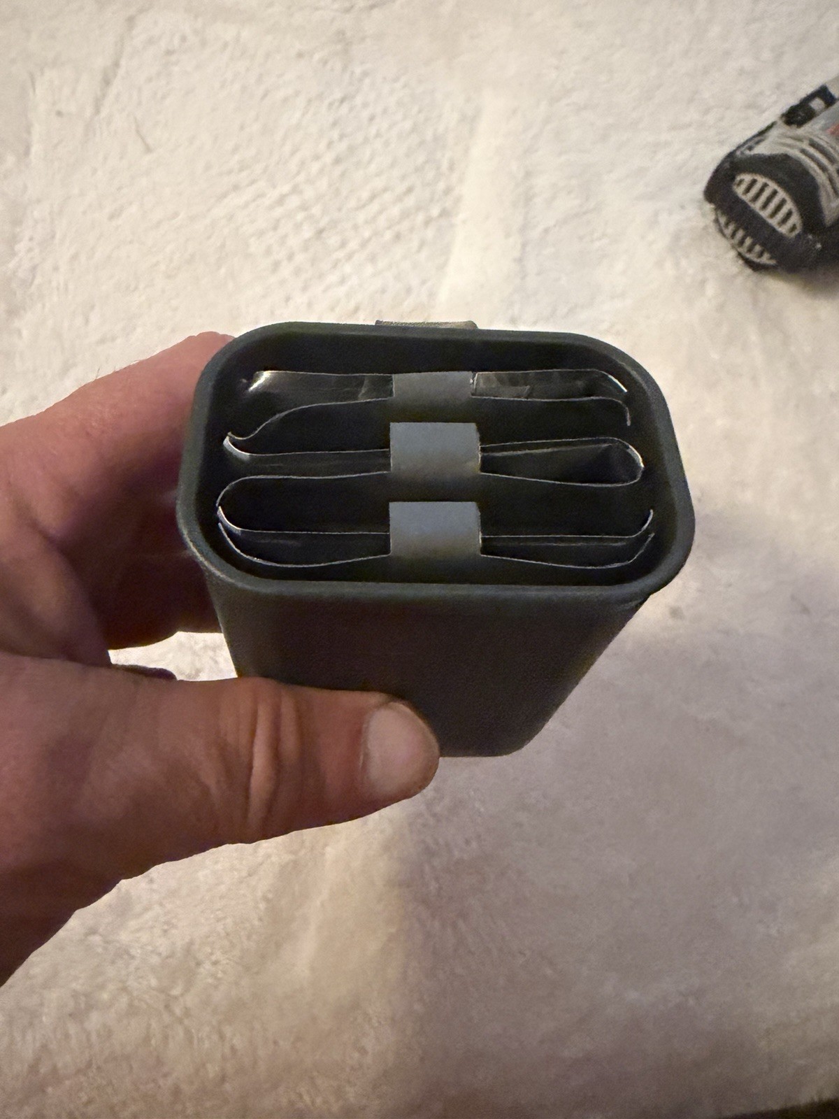 US GI Military Decon. Kit 1983 M258A1 Includes 6 Packaged Wipes