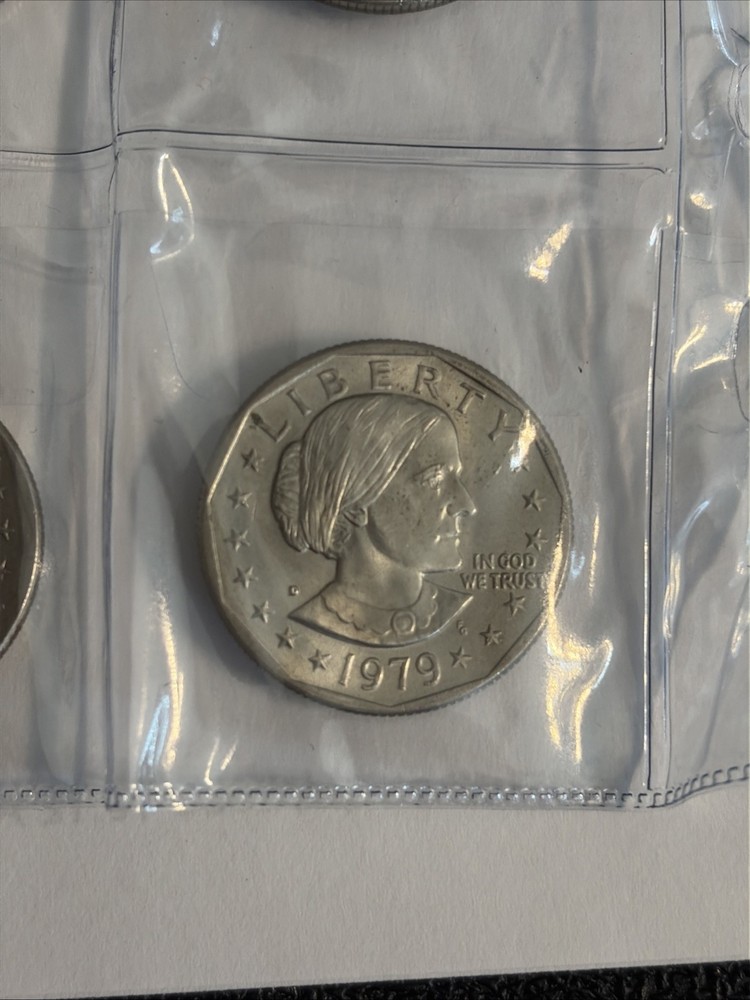 21 - Different Susan B Anthony Dollar Coins D&P. Mints