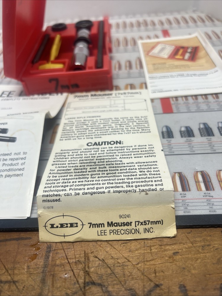 VTG LEE LOADER COMPLETE RELOADING TOOL 7X57 MAUSER & GUIDES REAL NICE