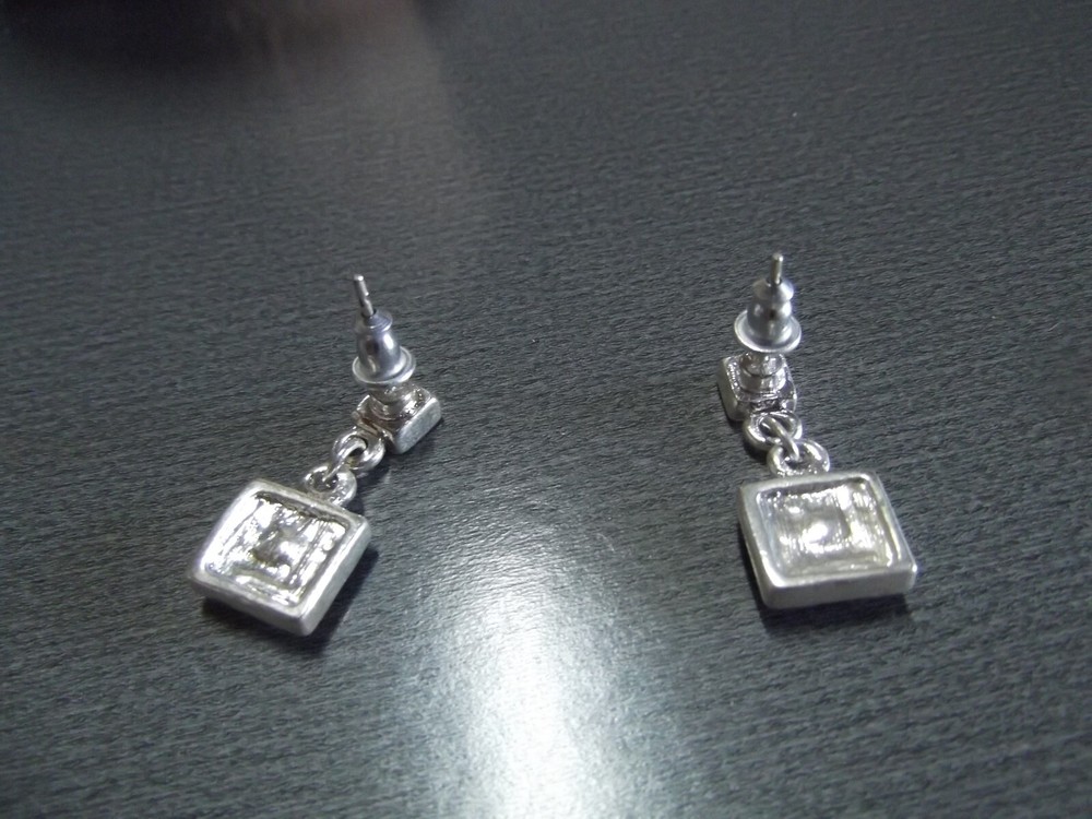 1 Pair Old 1"in Pink Square Studs