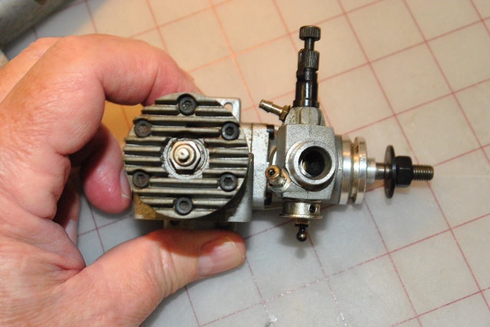 Magnum Pro 40 ABC RC Engine and muffler. Nice!