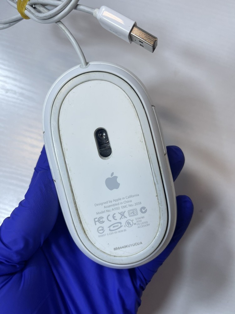 Apple Wired Mighty Mouse A1152
