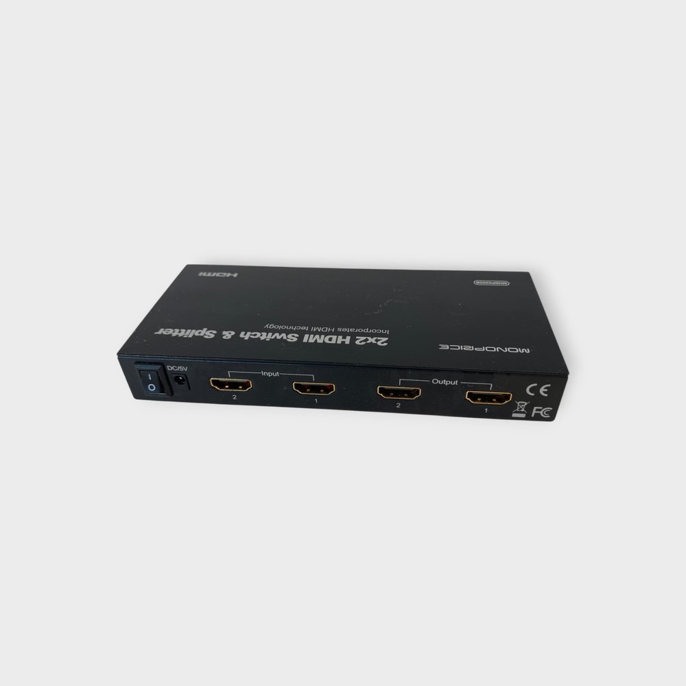 Monoprice MHSP0202B 2x2 MDMI Switch & Splitter w/ 5v Adapter -USED-
