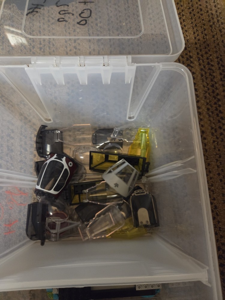 15+ lbs color/accessory sorted Lego Bulk lot