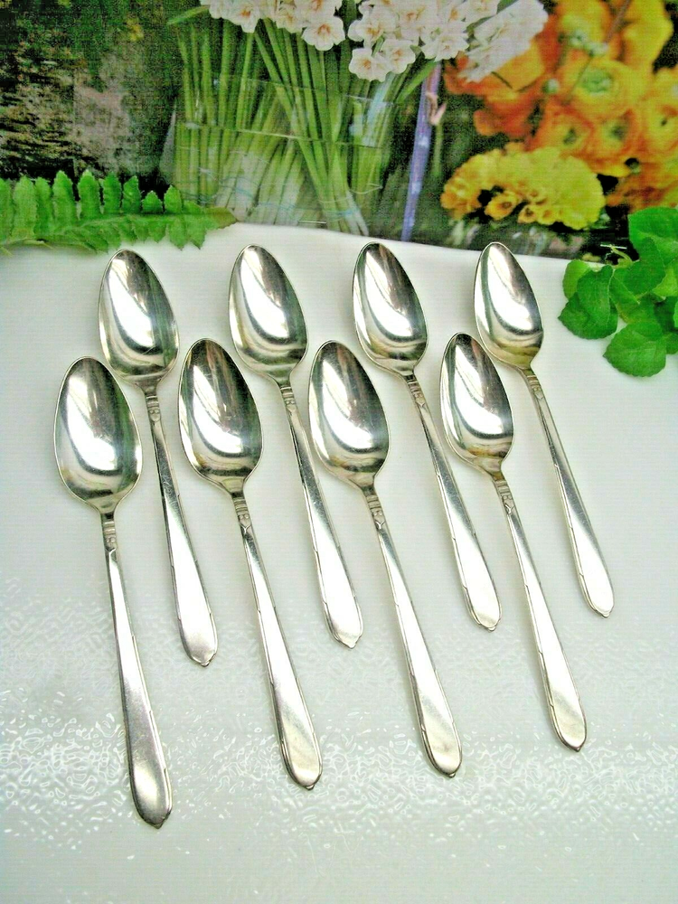 8 Oneida Community Silver BERKLEY SQUARE Silverplate Teaspoons 1935