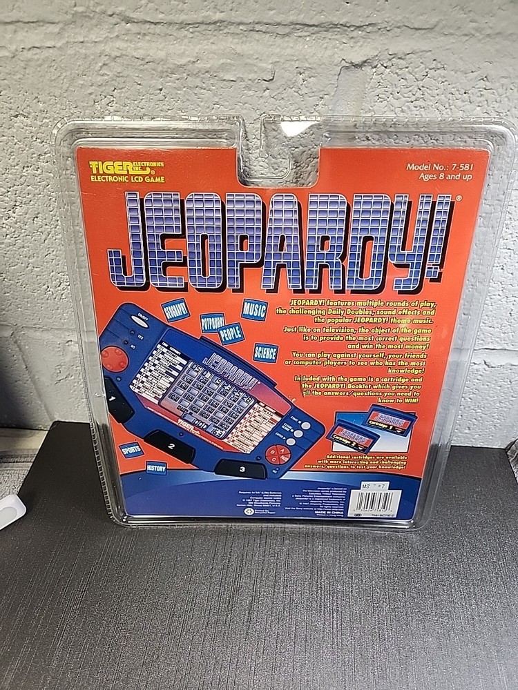 Tiger Jeopardy talking Handheld Electronic Game NOS sealed