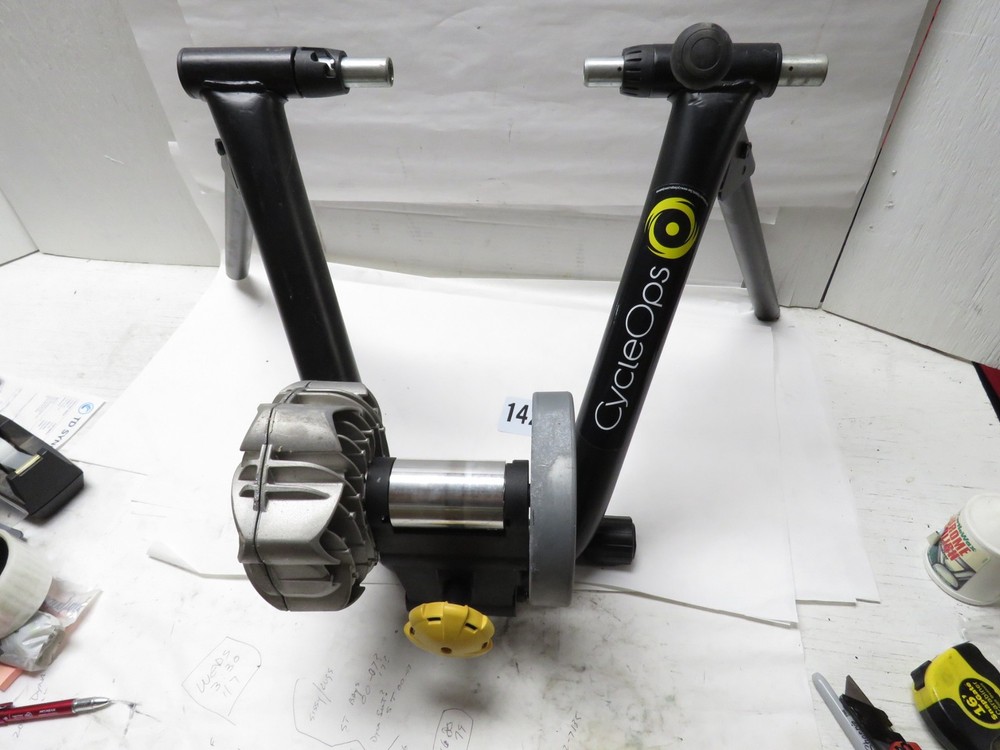 CycleOps Fluid2 Indoor Bike Trainer Cycle Ops