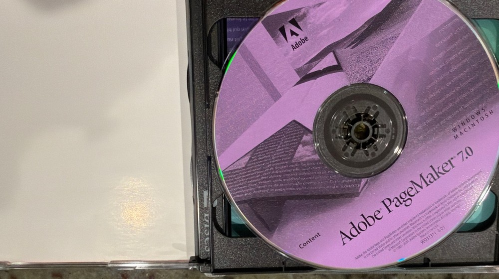 Adobe PageMaker 7.0 for Windows 2 Disc Set with Serial Numbers; Original Box