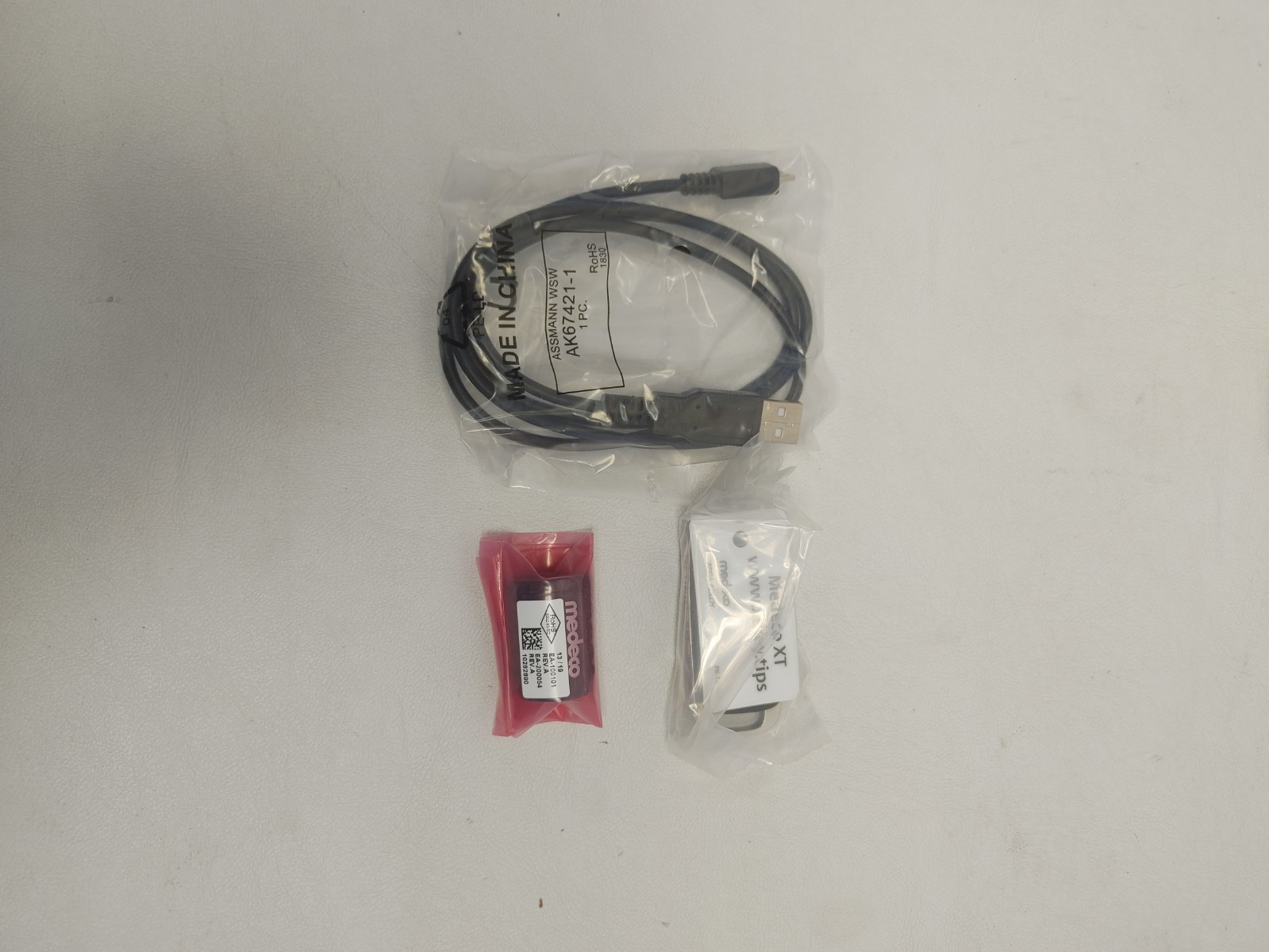 New Medeco 94-0306 XT SLIM LINE KEY G3B Key & Charger