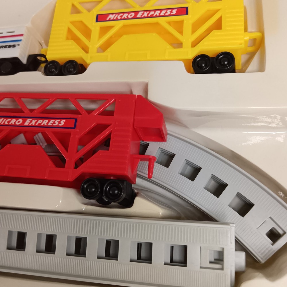 Micro Express Train Set Item No. 300 The Toy Group 1989 Boxed Preloved