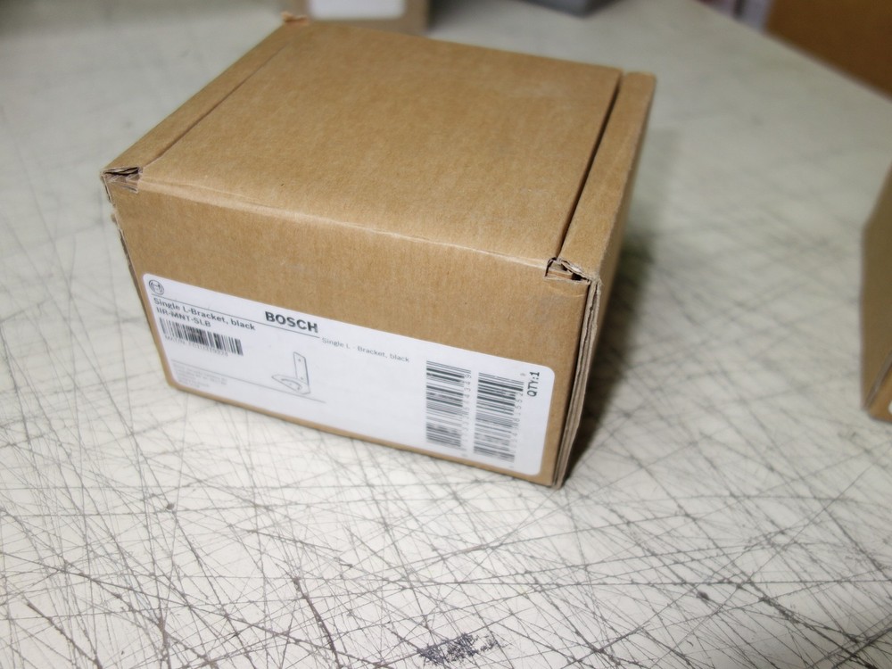 Bosch IIR-MNT-SLB Sensor Mount IR ILLUMINATOR 5000 Single L-Bracket * NEW