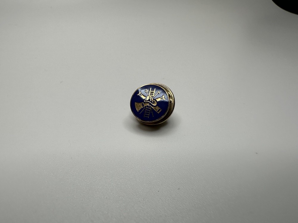 Antique Fire Fighter Lapel Pin 1cm JB17