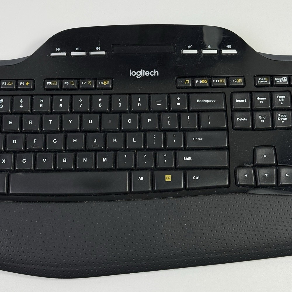 Logitech MK710 Wireless Keyboard Bundle With T620 Mouse & Unifying Receiver