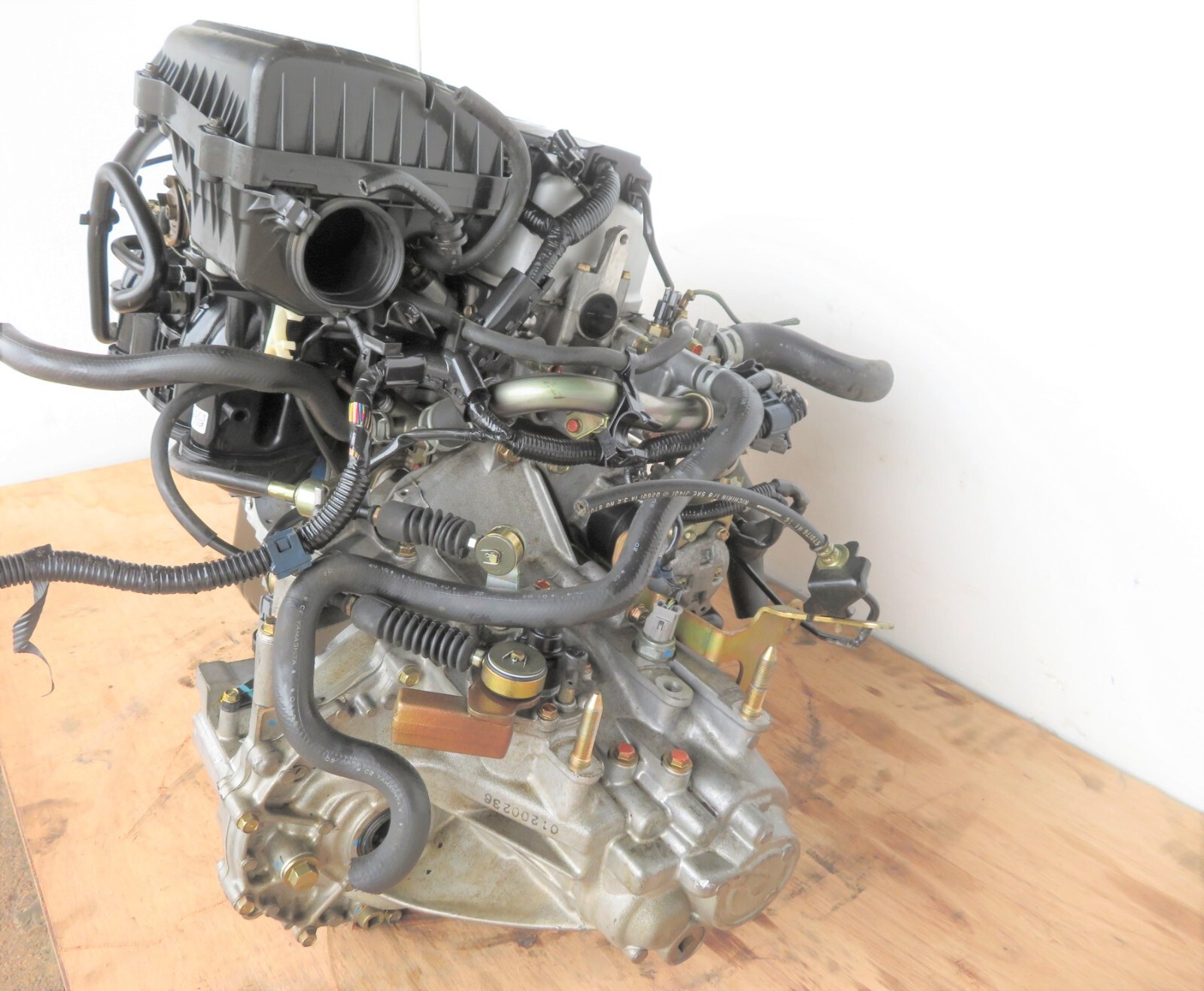 01-05 HONDA CIVIC 1.7L ENIGNE VTEC 5 SPEED MANUAL TRANSMISSION JDM D17A MOTOR