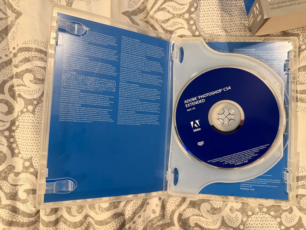 Adobe Photoshop CS4 Extended Student Edition with code for Serial Number VG MAC