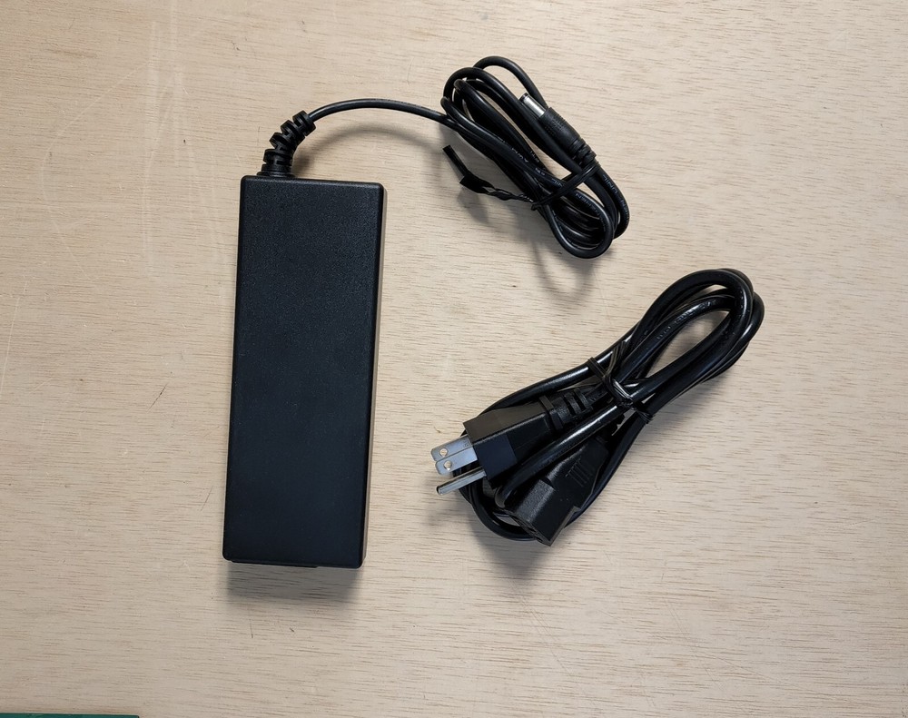 Plugable Replacement Power Adapter for the Plugable TBT4-HUB3C