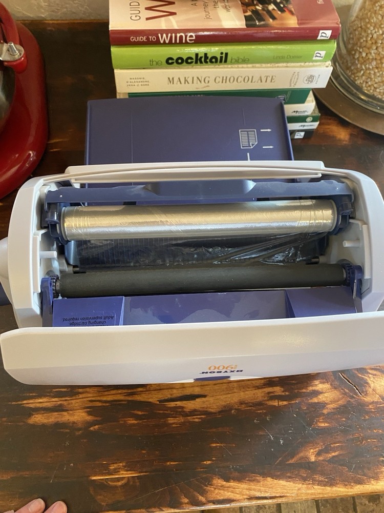 Xyron XRN900 9-Inch Creative Station Multi-Function Laminating/Crafting System